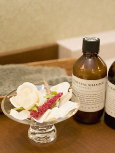 Aromatherapy Essential Oils Will Make Your Skin Sensual And Soothing!