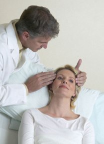 Facelift Surgery - Best Way To Make Yourself Look Young!