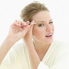 Embarrassed With Unwanted Hair On The Face? Facial Hair Removal Techniques To Remove Them!