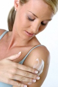 Wear Sunscreens To Protect Your Skin!