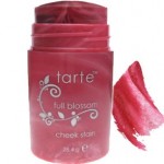 Cheek And Lip Stains For A Stunning Look