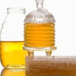 Honey As A Skin Softener And Hair Conditioner