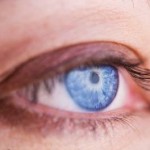 Make up Tips for Blue Eyes: Enhancing with the Right Eye Colors